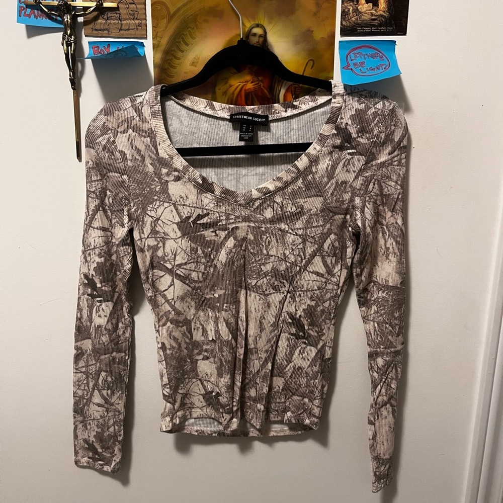 Light Camo Ribbed Long Sleeve Top